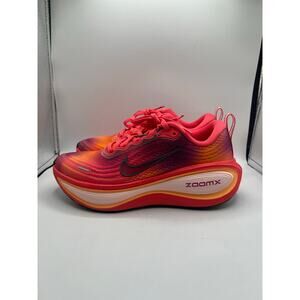 Nike Vomero Plus SE Wmns “Ember Glow” size 5.5w